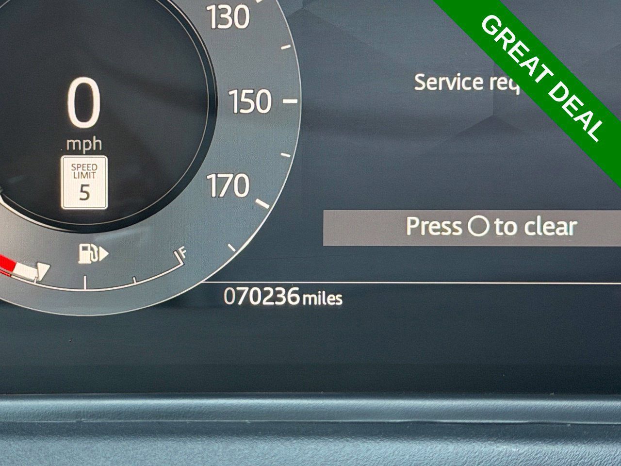 Used 2025 Land Rover Range Rover Velar Dynamic SE AWD/4WD image 17