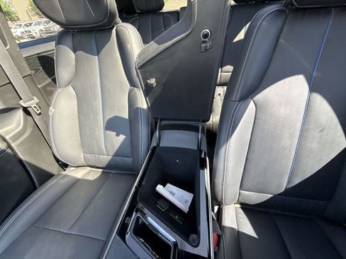 Used 2025 Cadillac Lyriq Sport AWD/4WD image 21