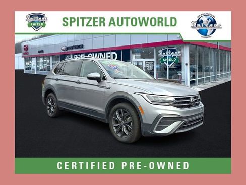 Used 2024 Volkswagen Tiguan SE image 1