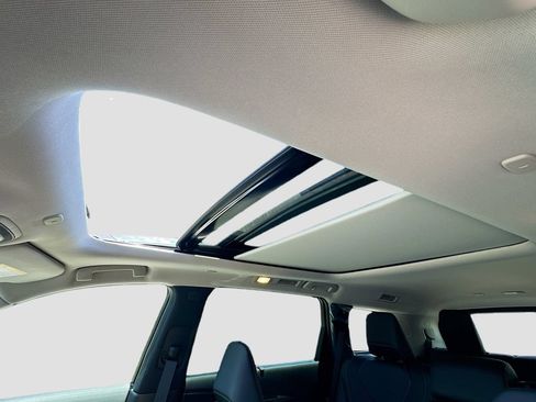 Certified 2026 INFINITI QX60 Luxe w/ Cargo Package FWD image 24