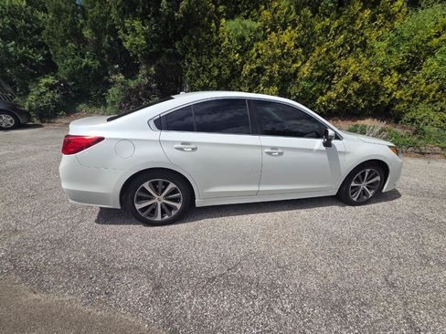 Used 2015 Subaru Legacy 2.5i Limited AWD/4WD image 5