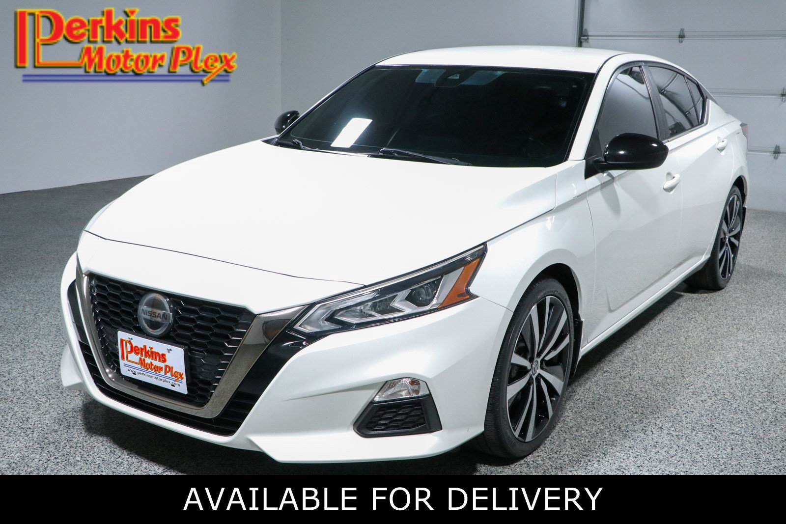Used 2021 Nissan Altima 2.5 SR FWD image 1