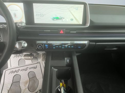 Certified 2025 Hyundai Ioniq 6 Limited image 13