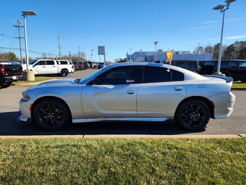 Used 2020 Dodge Charger GT w/ Plus Group image 18