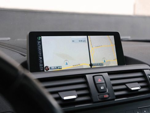 Used 2015 BMW M235i Coupe image 32