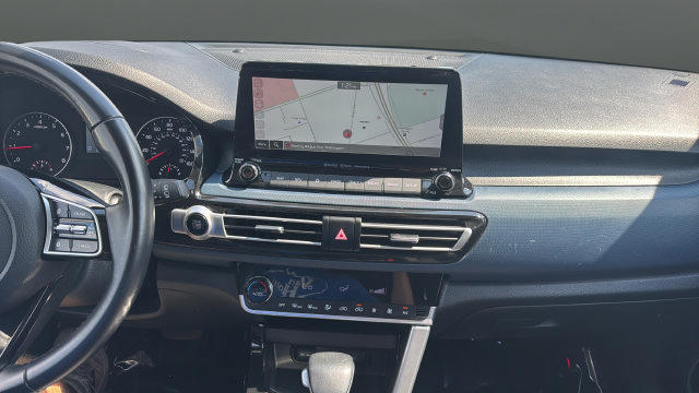 Certified 2023 Kia Seltos S w/ Navigation Package AWD/4WD image 13