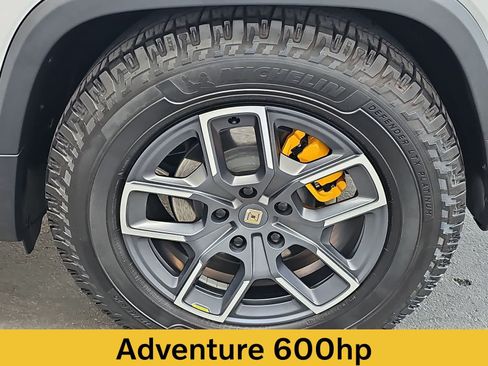 Used 2022 Rivian R1T Adventure AWD/4WD image 12