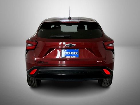 Certified 2024 Chevrolet Trax RS w/ Driver Confidence Package image 6