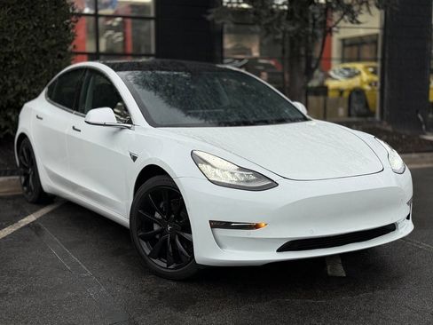 Used 2020 Tesla Model 3 Standard Range Plus image 7