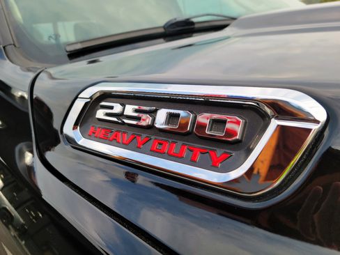 Used 2019 RAM 2500 Laramie image 23