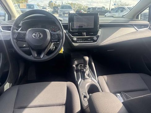 Used 2023 Toyota Corolla LE image 13