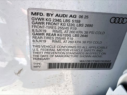 Certified 2025 Audi Q3 2.0T Premium w/ Convenience Package image 33