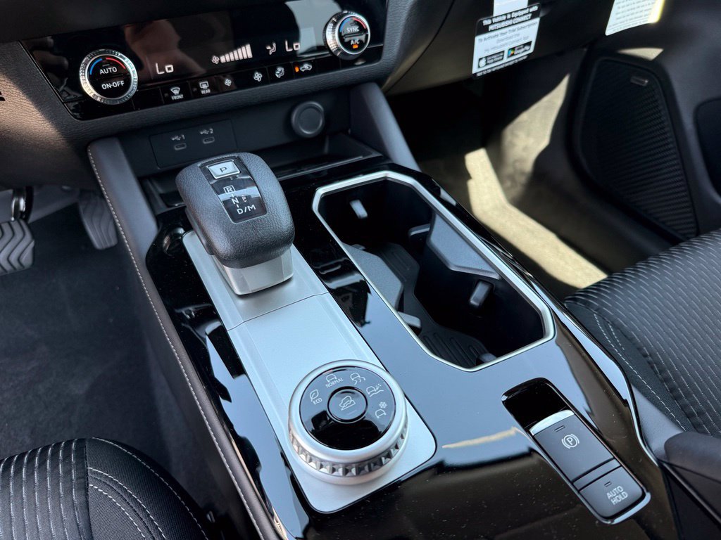 New 2026 Mitsubishi Outlander ES FWD image 24