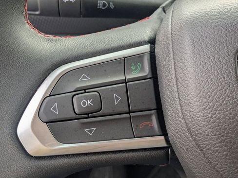 Used 2024 Jeep Compass Trailhawk image 17