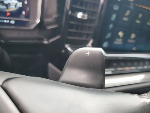 Used 2023 Chevrolet Silverado 1500 ZR2 w/ Technology Package image 37