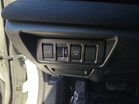 Used 2020 Subaru Outback Premium image 26