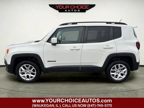 Used 2017 Jeep Renegade Latitude image 2