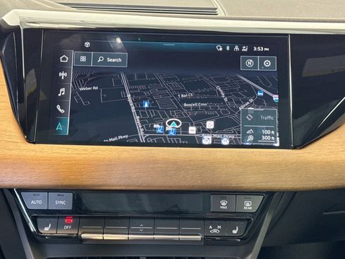 Used 2022 Audi e-tron GT Premium Plus AWD/4WD image 13