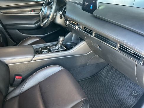 Used 2020 MAZDA MAZDA3 Sedan w/ Premium Package FWD image 15