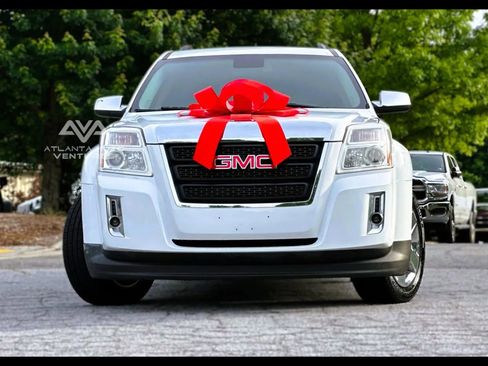 Used 2015 GMC Terrain SLE w/ Chrome Edition image 2