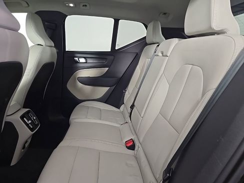 Certified 2024 Volvo XC40 B5 Plus w/ Climate Package image 13