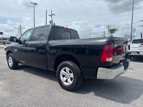 Used 2022 RAM 1500 Classic SLT w/ Electronics Group image 7