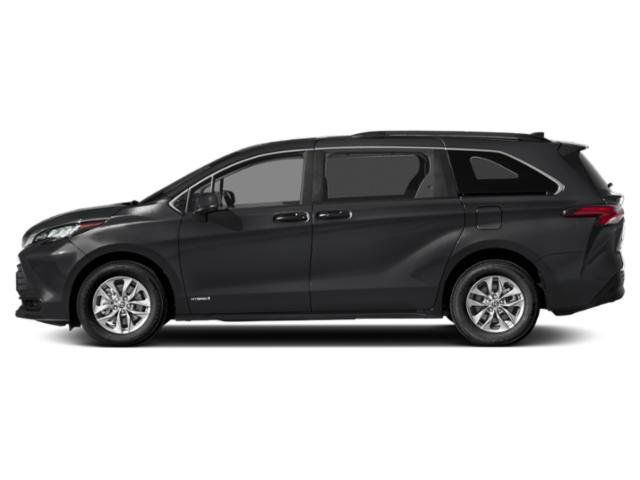 Used 2024 Toyota Sienna LE FWD image 3