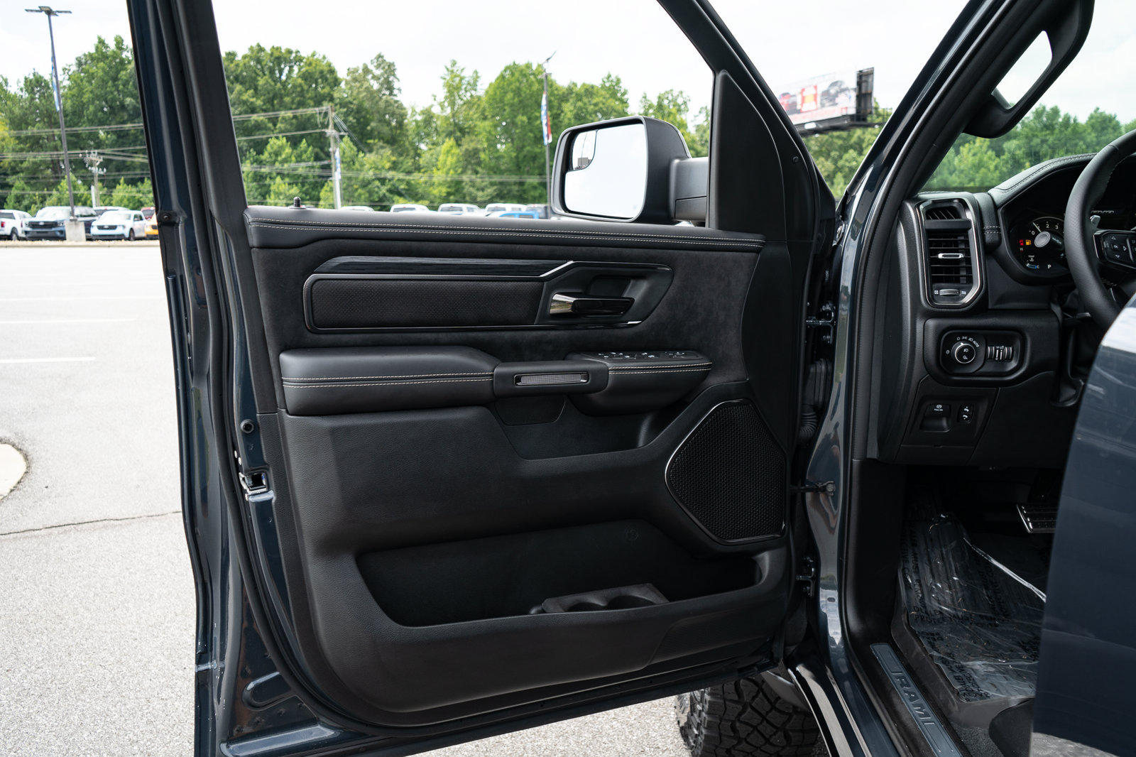 New 2026 RAM 1500 RHO AWD/4WD image 31