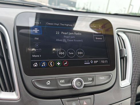 Used 2025 Chevrolet Malibu LT FWD image 23