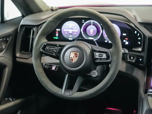 Used 2026 Porsche Cayenne Electric AWD/4WD image 19