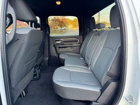 Used 2024 RAM 3500 Big Horn image 19