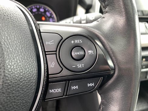 Used 2019 Toyota RAV4 XLE Premium w/ Cold Weather Package image 18