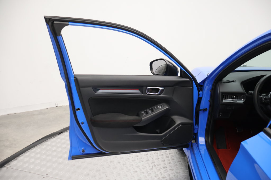 Used 2025 Honda Civic Type R image 16
