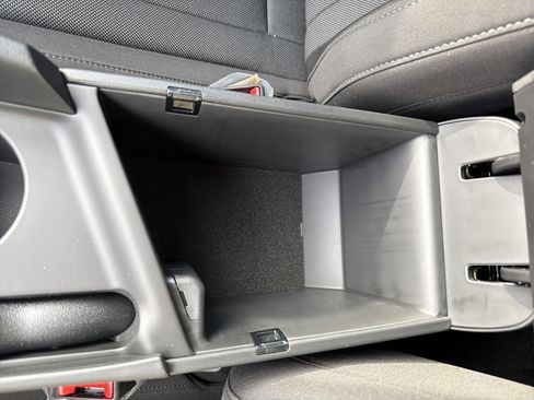 New 2026 Hyundai Elantra SE image 21