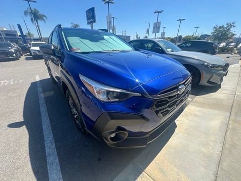 Used 2026 Subaru Crosstrek 2.5i Premium AWD/4WD image 5