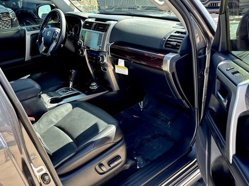 Used 2022 Toyota 4Runner Limited image 27