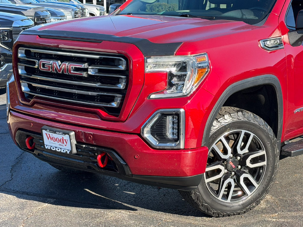 Certified 2020 GMC Sierra 1500 AT4 w/ AT4 Premium Package AWD/4WD image 3