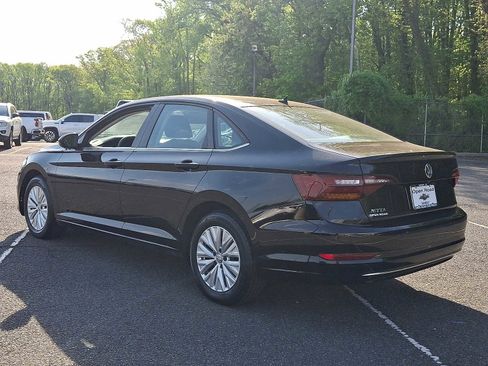 Used 2019 Volkswagen Jetta S w/ Driver Assistance Package FWD image 5