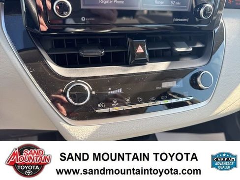 Used 2022 Toyota Corolla L image 22