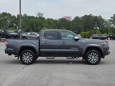 Used 2023 Toyota Tacoma Limited AWD/4WD image 6