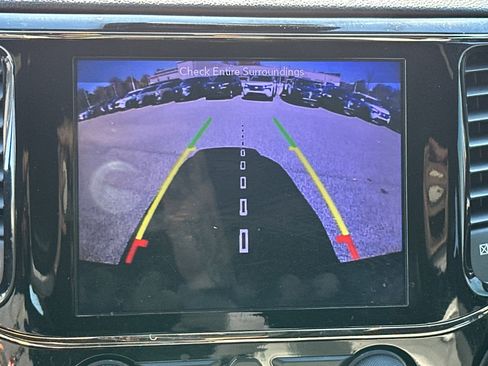 Used 2019 Jeep Grand Cherokee High Altitude image 32