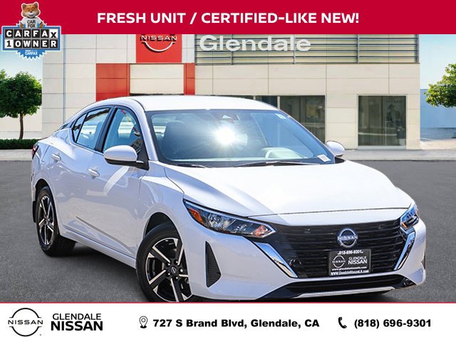 Certified 2025 Nissan Sentra SV FWD image 1