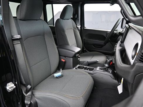 New 2026 Jeep Gladiator Willys image 40