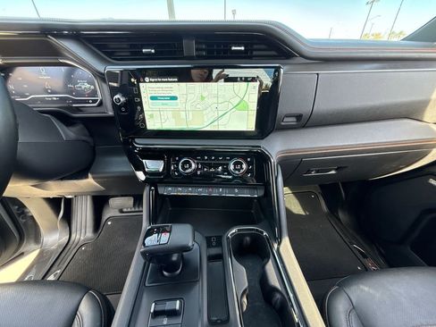 Used 2025 GMC Sierra 1500 AT4 image 20