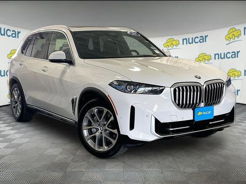 Used 2025 BMW X5 xDrive40i w/ Climate Comfort Package AWD/4WD image 1