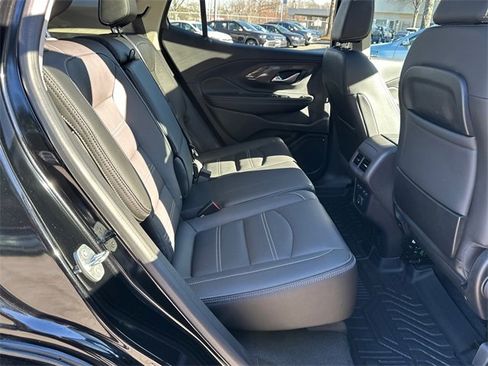 Used 2024 GMC Terrain Denali w/ Denali Premium Package image 15