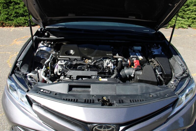 Used 2018 Toyota Camry LE FWD image 20
