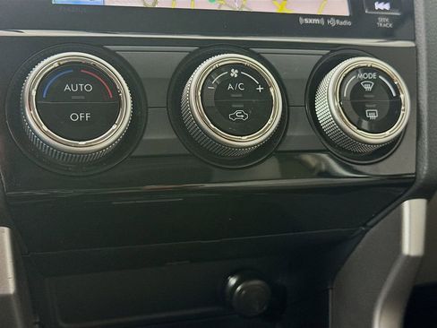 Used 2018 Subaru Forester 2.5i Limited image 18