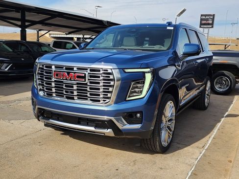 New 2026 GMC Yukon Denali w/ Denali Reserve Package image 7