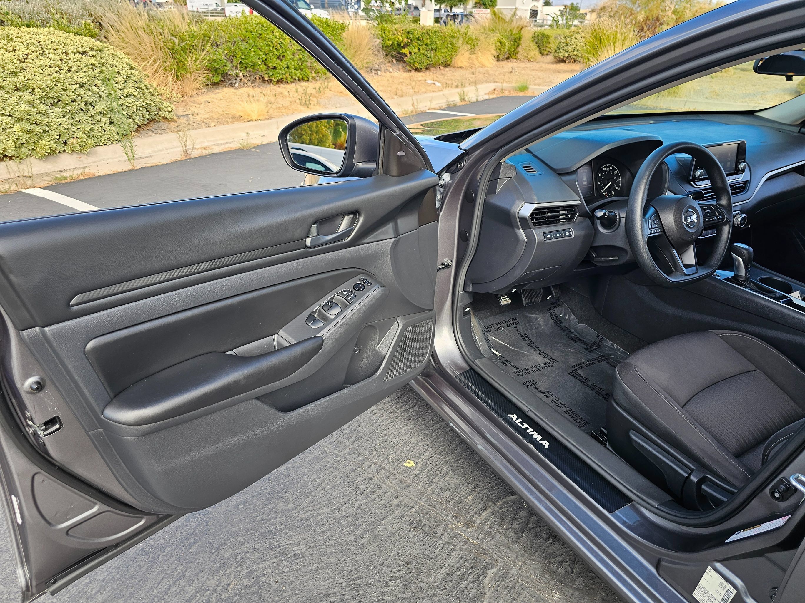 Used 2023 Nissan Altima 2.5 S FWD image 15